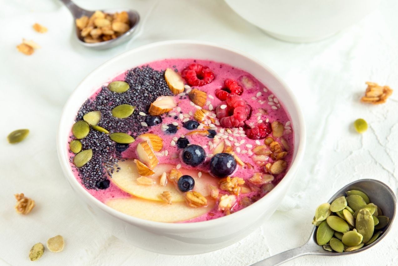 superfoods smoothie bowl